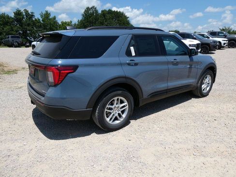 New 2026 Ford Explorer Active AWD/4WD image 5
