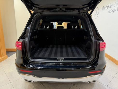 Used 2025 Mercedes-Benz GLB 250 image 25
