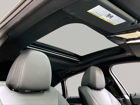 Used 2026 BMW 430i w/ Premium Package RWD image 13