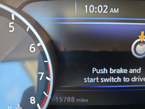 Used 2024 Nissan Murano SL image 16