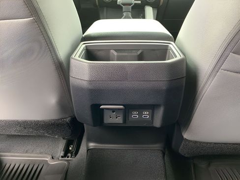 New 2025 Toyota Tacoma TRD Off-Road AWD/4WD image 13
