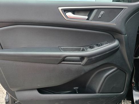 Used 2022 Ford Edge SEL w/ Cargo Accessory Package AWD/4WD image 8