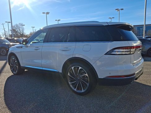 Used 2023 Lincoln Aviator Reserve w/ Equipment Group 201A image 7
