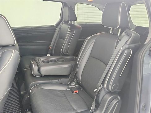 Used 2024 Honda Odyssey Elite image 29