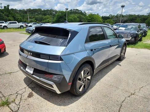 New 2025 Hyundai Ioniq 5 SEL image 3