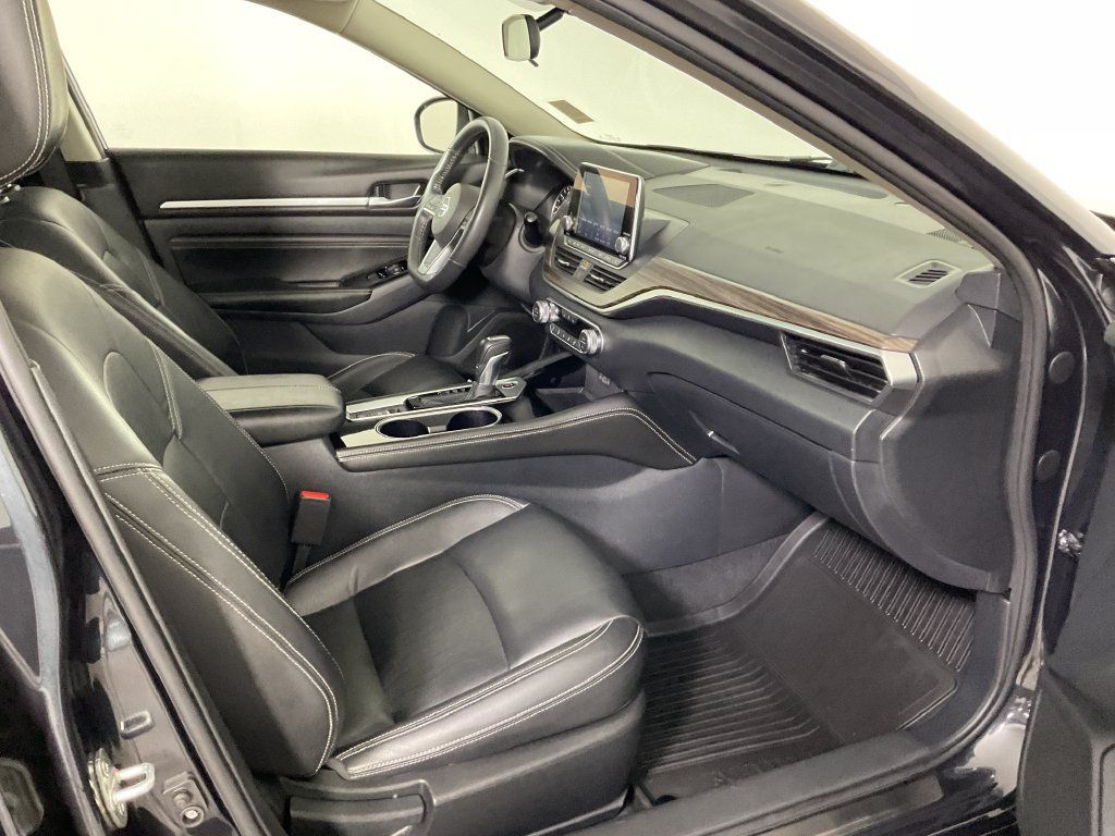 Used 2022 Nissan Altima 2.5 SL FWD image 25