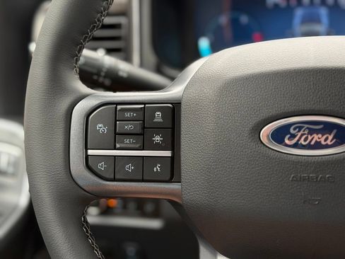 New 2026 Ford F250 Lariat w/ Black Appearance Package AWD/4WD image 22