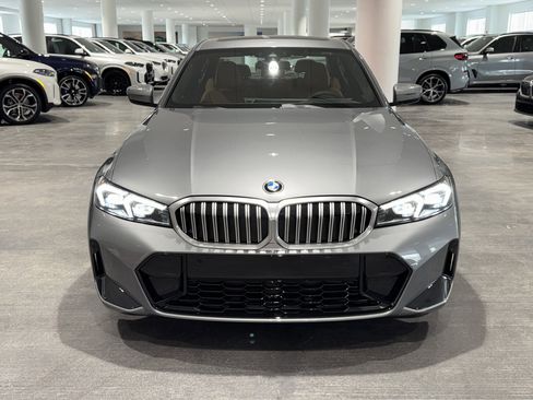 New 2026 BMW 330i Sedan w/ M Sport Package image 2