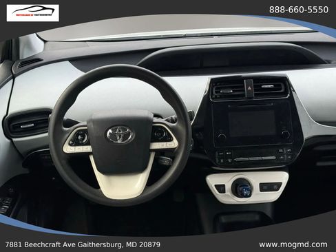 Used 2018 Toyota Prius Two w/ Prius Two Safety Plus Package image 30