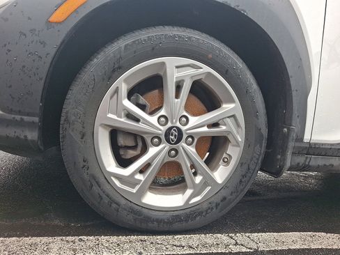 Certified 2023 Hyundai Kona SEL w/ Convenience Package image 3