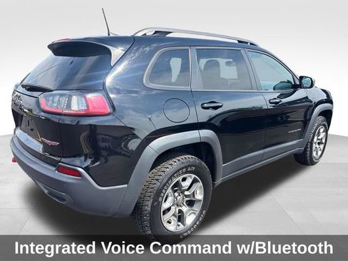 Used 2019 Jeep Cherokee Trailhawk w/ Cold Weather Group AWD/4WD image 6