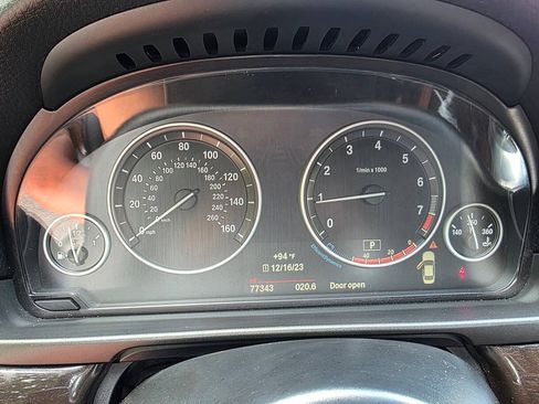 Used 2016 BMW 528i xDrive Sedan AWD/4WD image 17