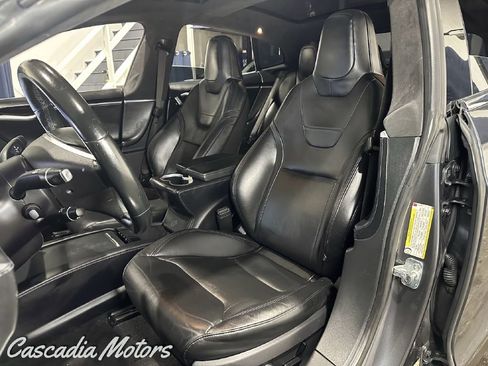 Used 2016 Tesla Model S P90D image 4