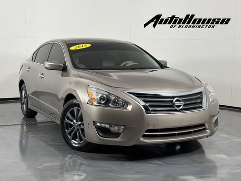 Used 2015 Nissan Altima 2.5 S w/ Special Edition Package FWD image 1
