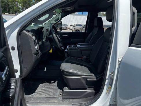 Used 2022 GMC Sierra 2500 Pro w/ Convenience Package AWD/4WD image 16