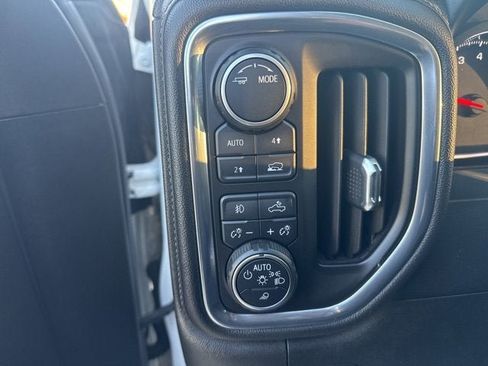 Used 2020 Chevrolet Silverado 1500 LT w/ Convenience Package image 15