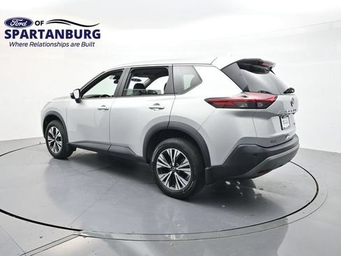 Used 2023 Nissan Rogue SV FWD image 5