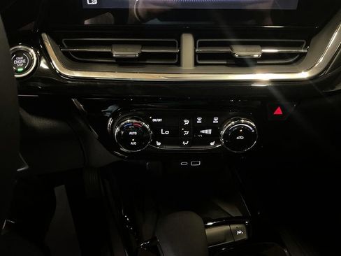 New 2026 Chevrolet Trax ACTIV w/ Sunroof Package FWD image 20