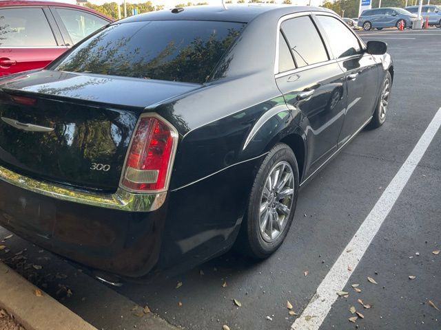 Used 2012 Chrysler 300 Limited RWD image 5