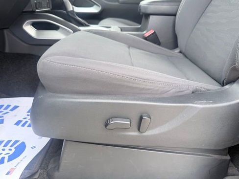 Certified 2024 Nissan Frontier SV image 25