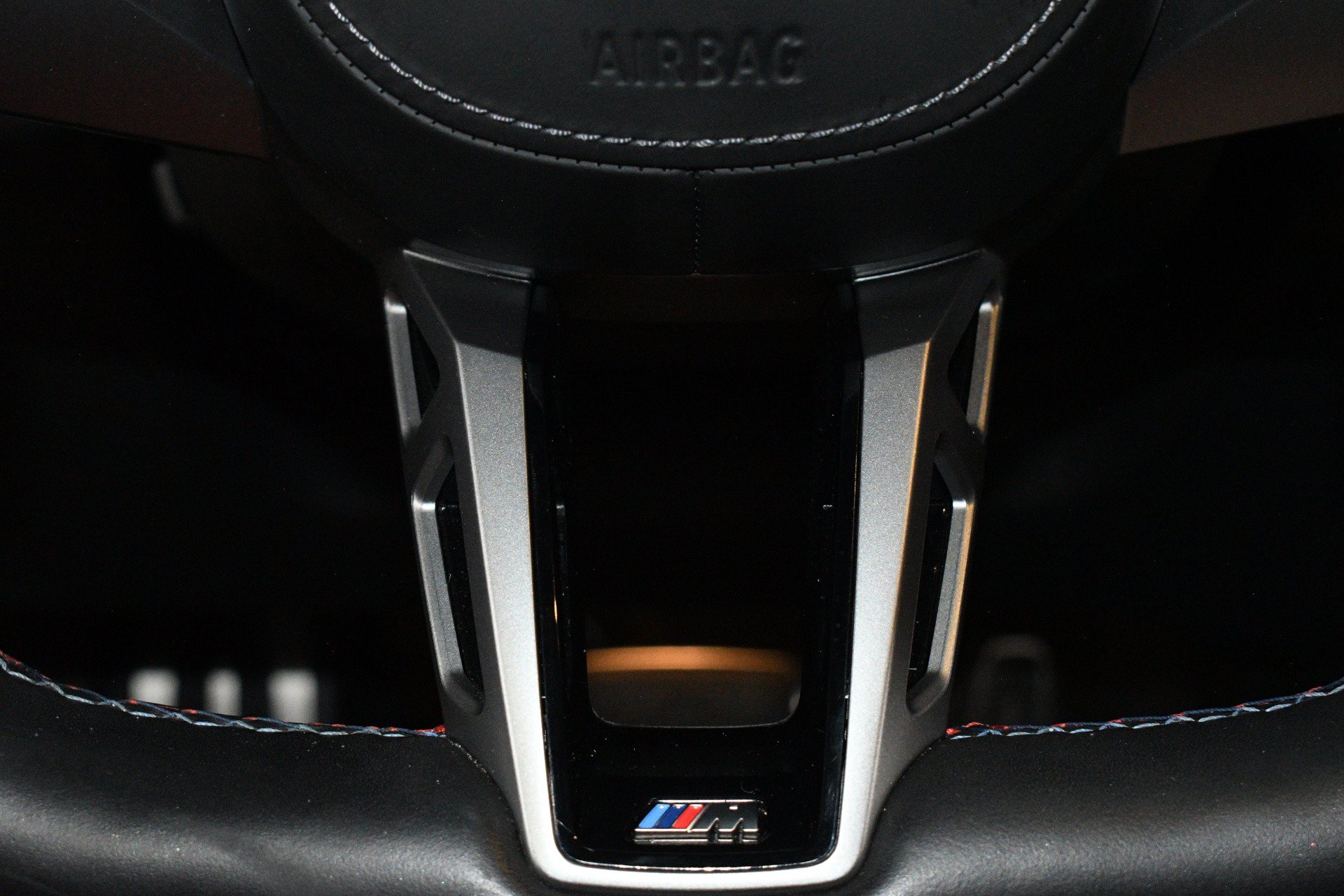 Used 2025 BMW M5 w/ Carbon Package AWD/4WD image 30