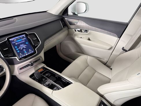 Used 2023 Volvo XC90 B6 Plus w/ Protection Package Premier image 25