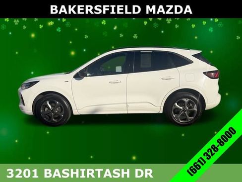 Used 2023 Ford Escape ST-Line image 2