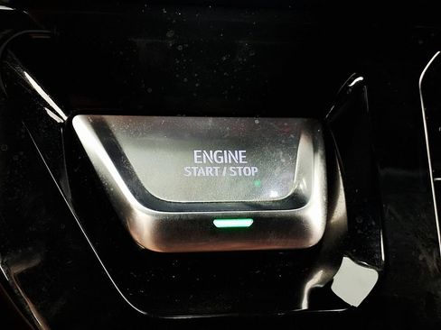 Used 2024 GMC Sierra 1500 Denali Ultimate AWD/4WD image 16