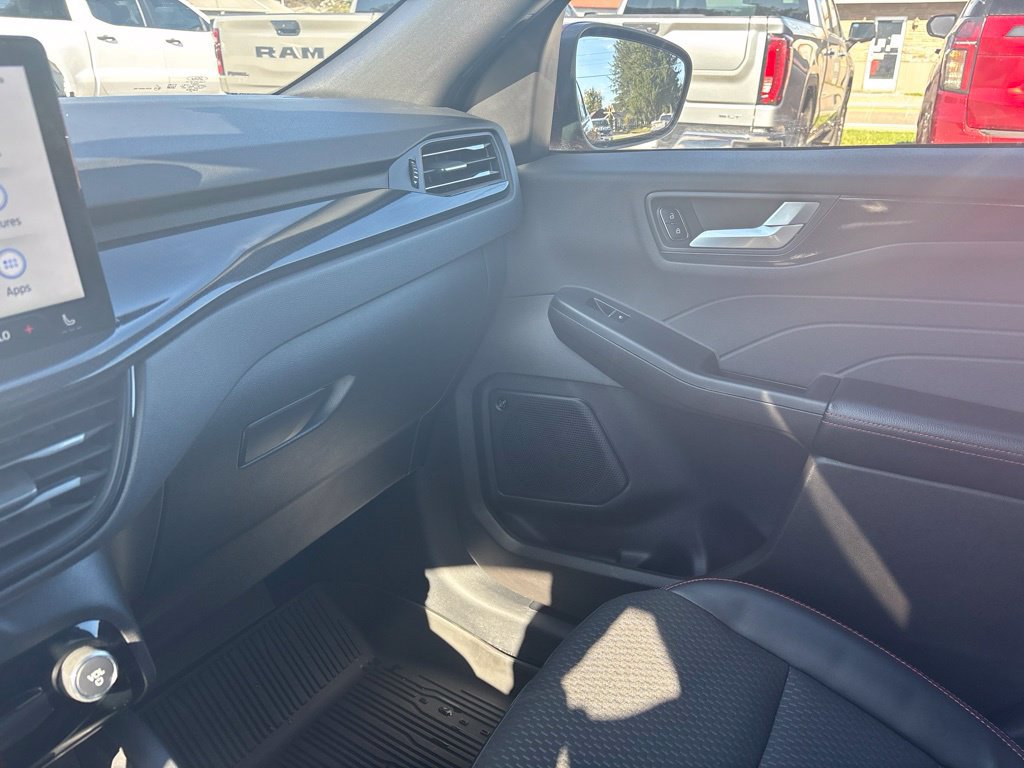 Used 2024 Ford Escape ST-Line Select w/ Tech Pack #2 AWD/4WD image 33