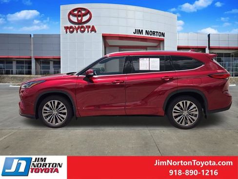 Used 2021 Toyota Highlander Platinum AWD/4WD image 5