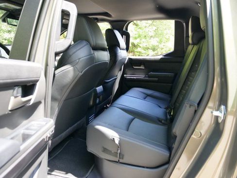 Used 2025 Toyota Tacoma TRD Sport w/ TRD Sport Premium Package image 28