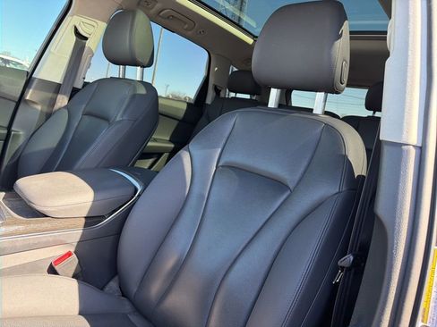 Used 2020 Audi Q7 3.0T Premium Plus w/ Premium Plus Package image 19