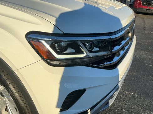 Certified 2023 Volkswagen Atlas SE image 28