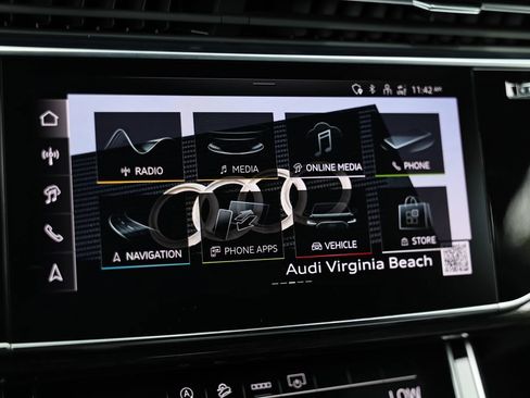 Certified 2025 Audi Q7 2.0T Premium w/ Convenience Package AWD/4WD image 36