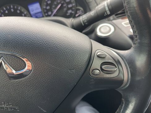 Used 2015 INFINITI Q70 L 3.7 w/ Deluxe Touring Package image 15