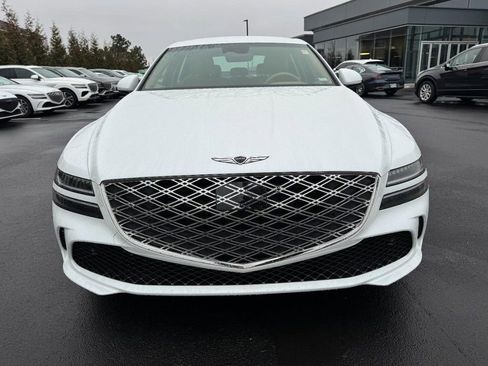 Certified 2025 Genesis G80 2.5T image 9