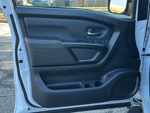 Certified 2024 Nissan Titan PRO-4X w/ Off Road Protection Package image 15