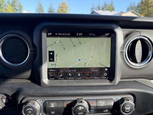 Used 2022 Jeep Wrangler Unlimited Sahara 4xe image 25