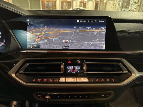 Used 2022 BMW X7 xDrive40i w/ Cold Weather Package image 7