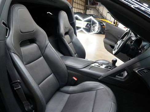 Used 2018 Chevrolet Corvette Stingray Coupe w/ Battery Protection Package image 51