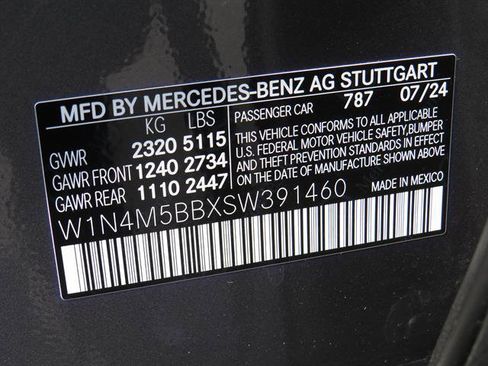 Used 2025 Mercedes-Benz GLB 35 AMG 4MATIC image 8