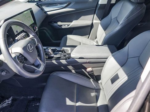 Used 2024 Lexus NX 350 Premium image 17