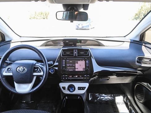 Certified 2019 Toyota Prius Prime Plus FWD image 12