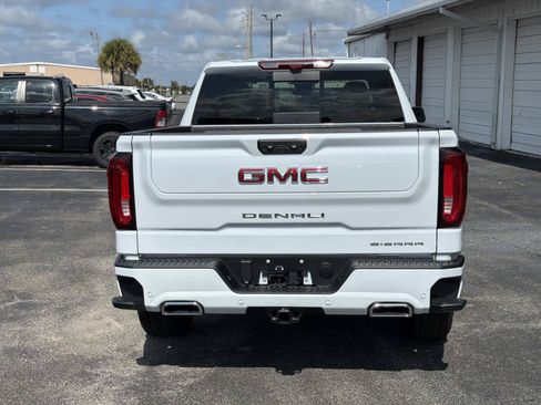 New 2026 GMC Sierra 1500 Denali w/ Technology Package AWD/4WD image 4