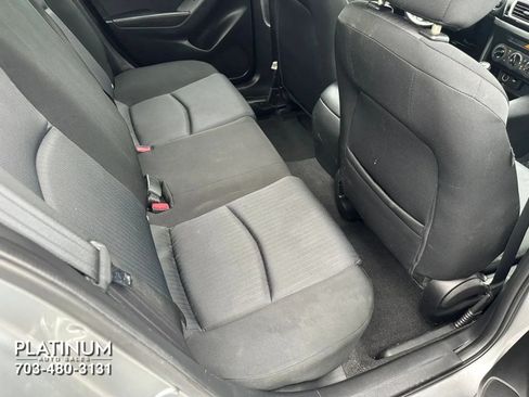 Used 2015 MAZDA MAZDA3 i SV FWD image 16