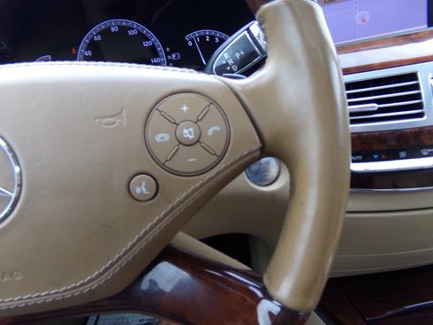 Used 2011 Mercedes-Benz S 550 4MATIC image 64