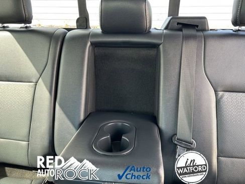 Used 2022 Ford F150 Lariat w/ Equipment Group 502A High image 16