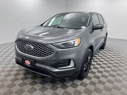 Used 2024 Ford Edge SEL AWD/4WD image 2