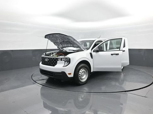 New 2026 Ford Maverick XL w/ Equipment Group 101A AWD/4WD image 42