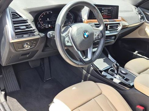 Used 2024 BMW X3 sDrive30i w/ Convenience Package RWD image 3